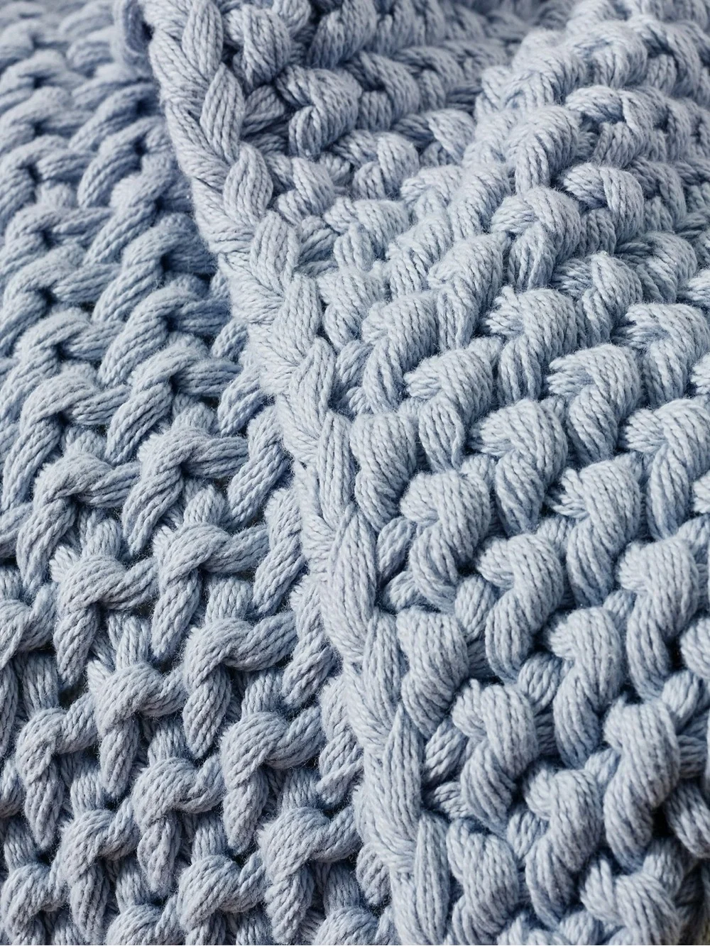 Pottery Barn Bayside Seed Stitch Throw in Chambray - Picture 2 of 6